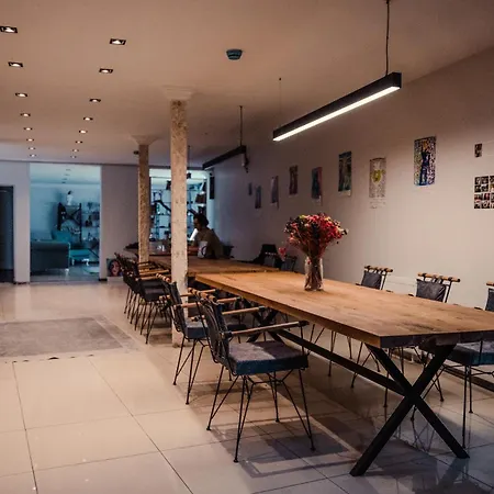 With A Common Bathroom In A Digital Nomad House 110 * Стамбул