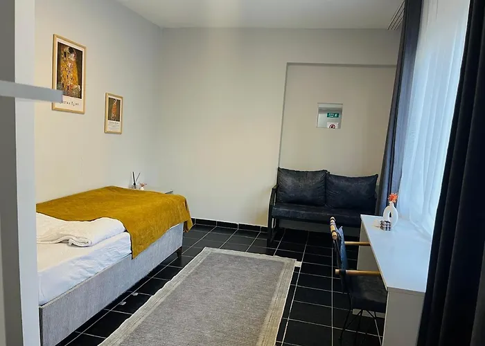 With A Common Bathroom In A Digital Nomad House 110 Апарт-отель Стамбул